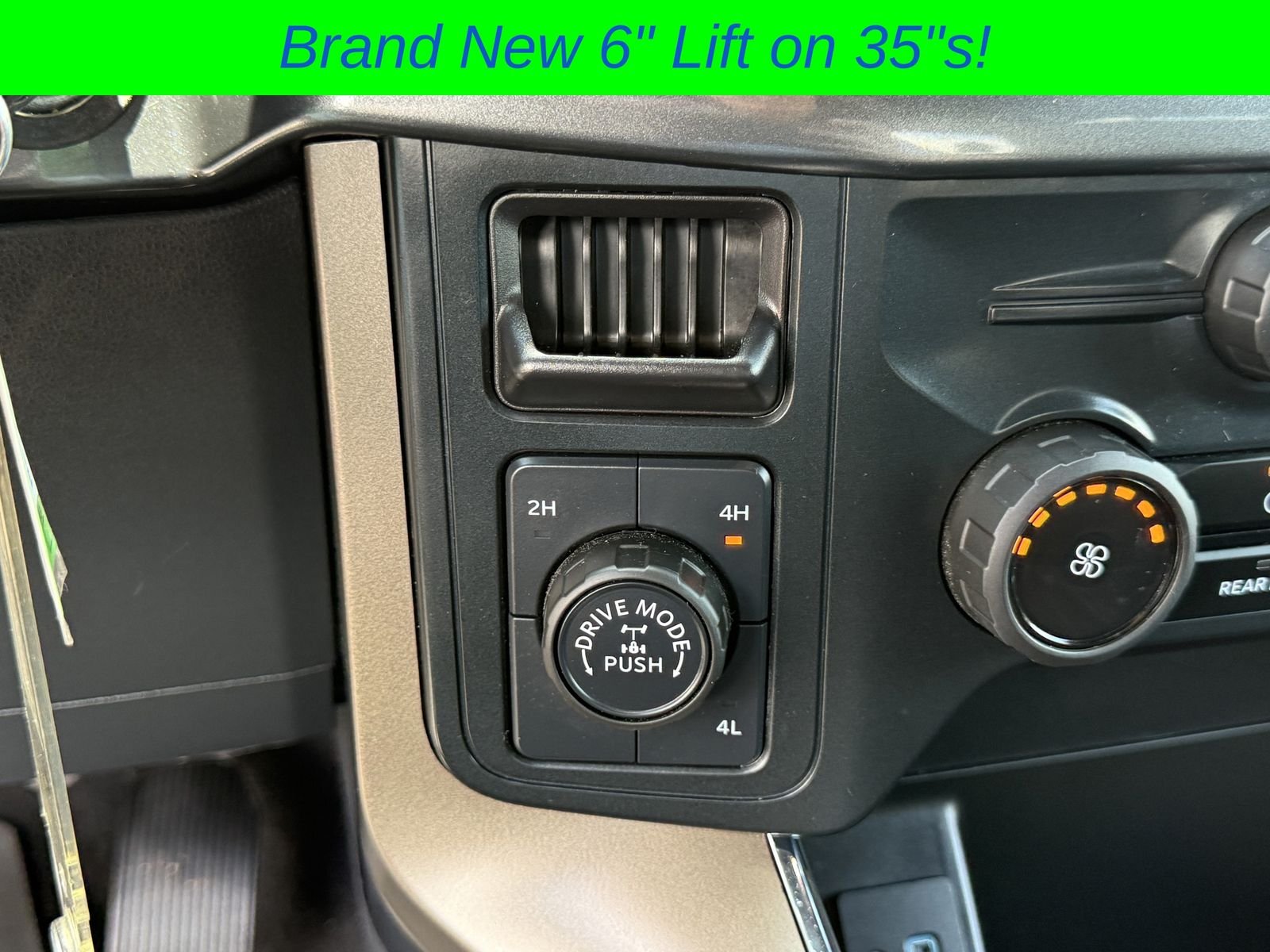 Used 2024 Avalanche Ford STX image 29