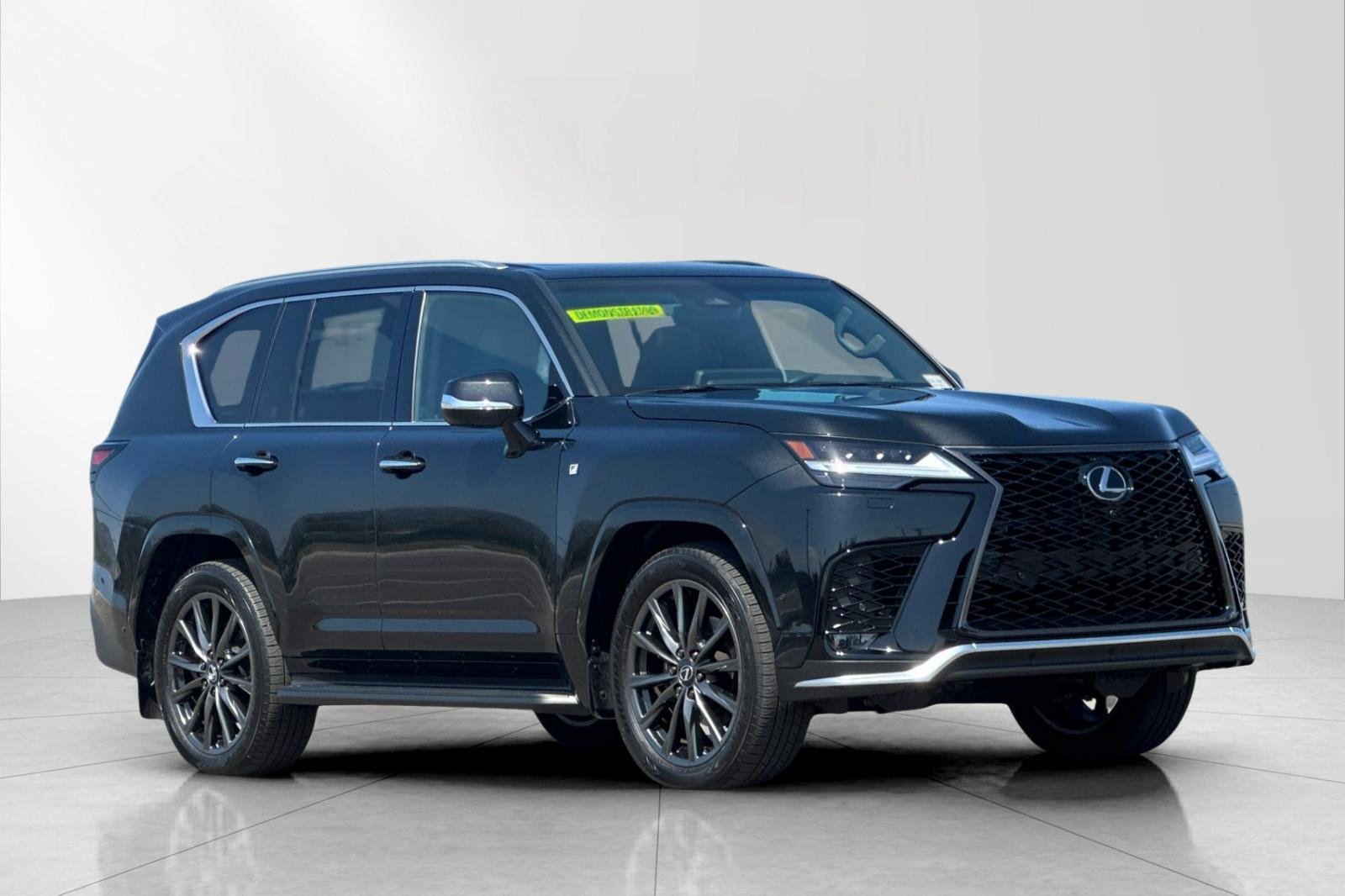 2026 Lexus LX 700h F-Sport - Photo 8