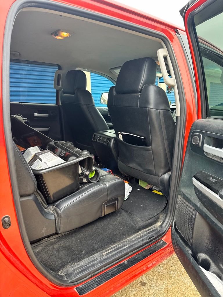Used 2016  Toyota Limited image 9