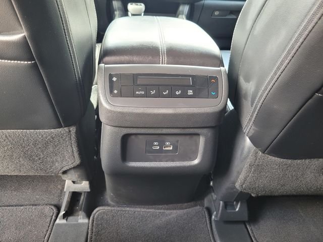 Used 2024 Silver Nissan SL image 17