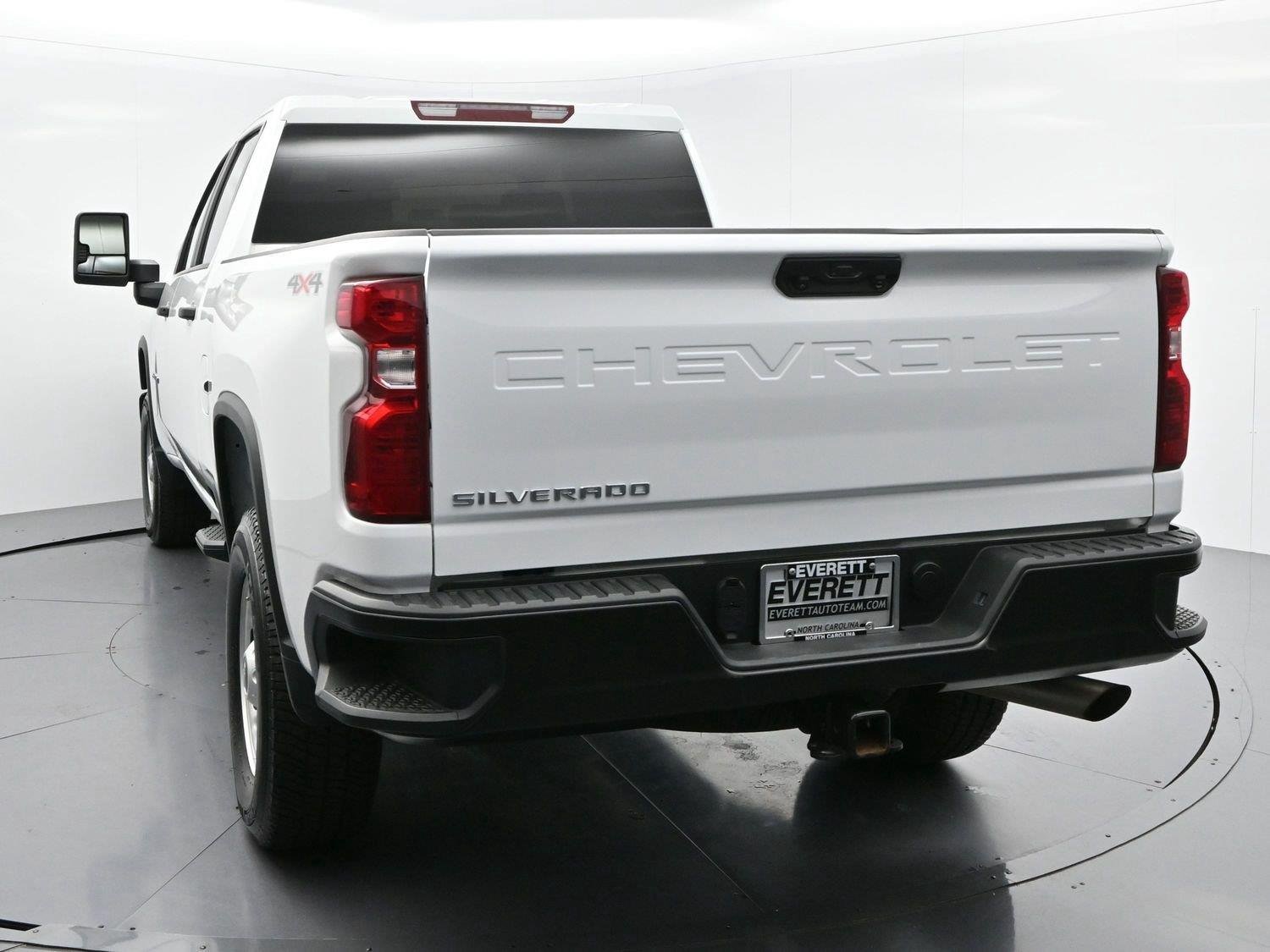 Used 2025 Summit White Chevrolet WT image 6