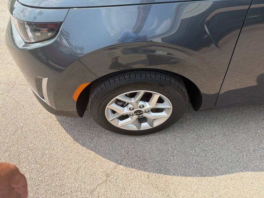 Used 2025 Gray Kia LX image 9