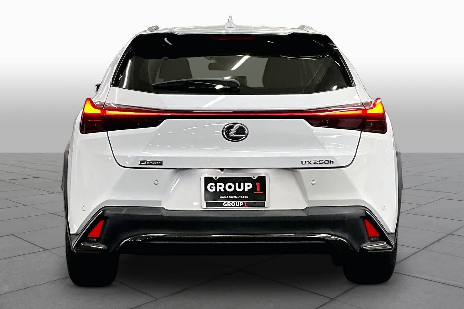 Certified Used 2021 Ultra White Lexus F SPORT image 5