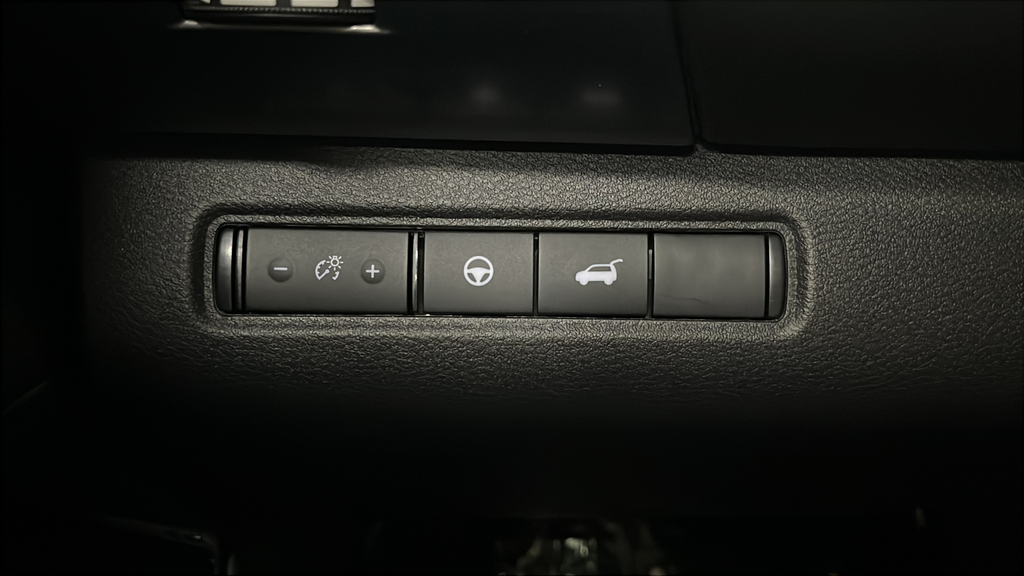 Used 2025 Gun Metallic Nissan SL image 33