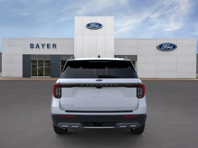 New 2026 Space White Metallic Ford Active image 5