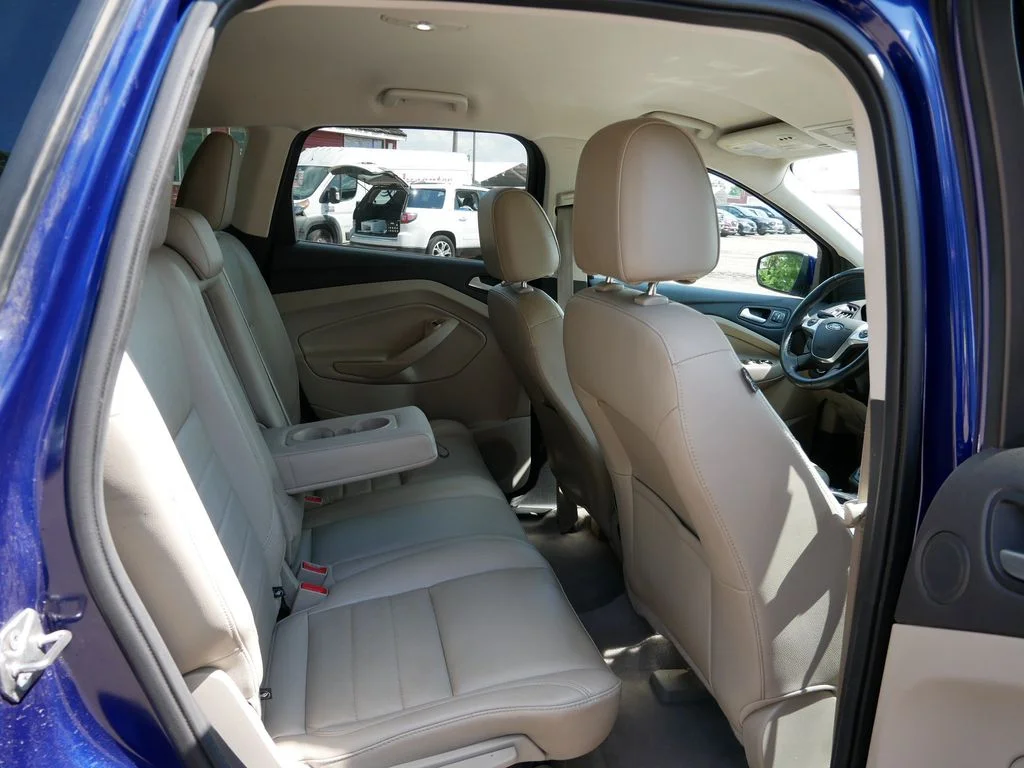 Used 2015 Blue Ford Titanium image 9