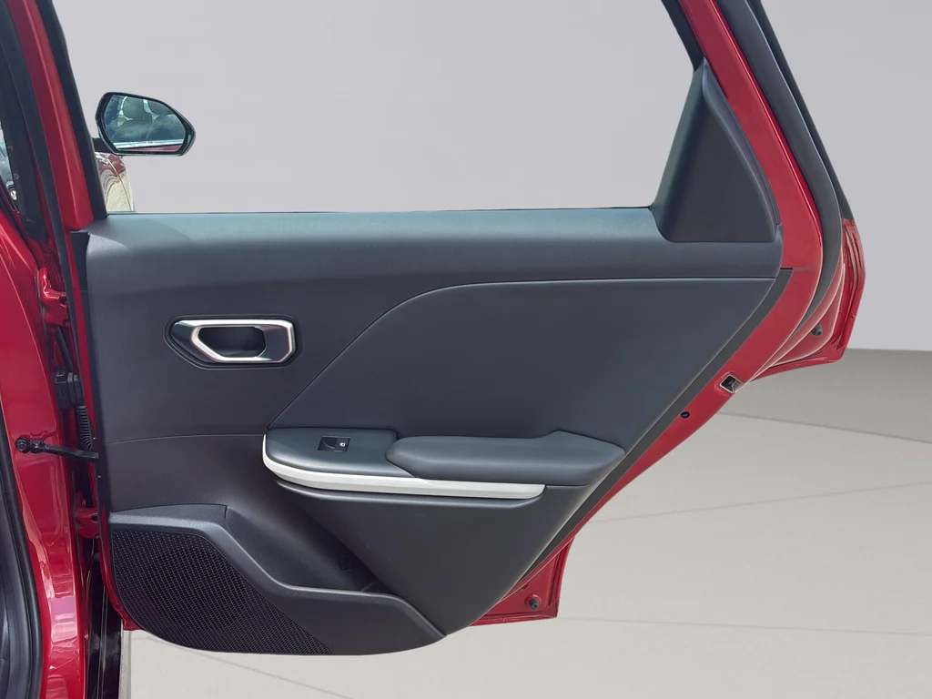Used 2025 Currant Red Kia GT-Line image 30