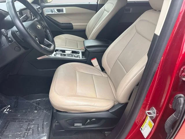 Used 2020 Red Ford Limited image 14