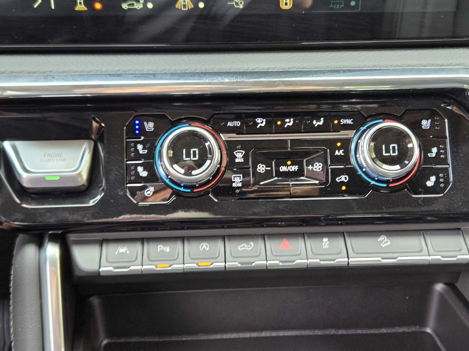 2026 GMC Sierra 1500 Denali - Photo 13