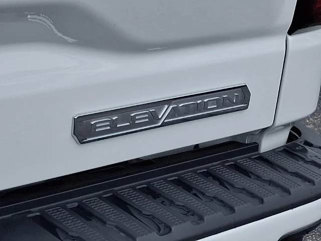 New 2026 Summit White GMC Elevation image 24