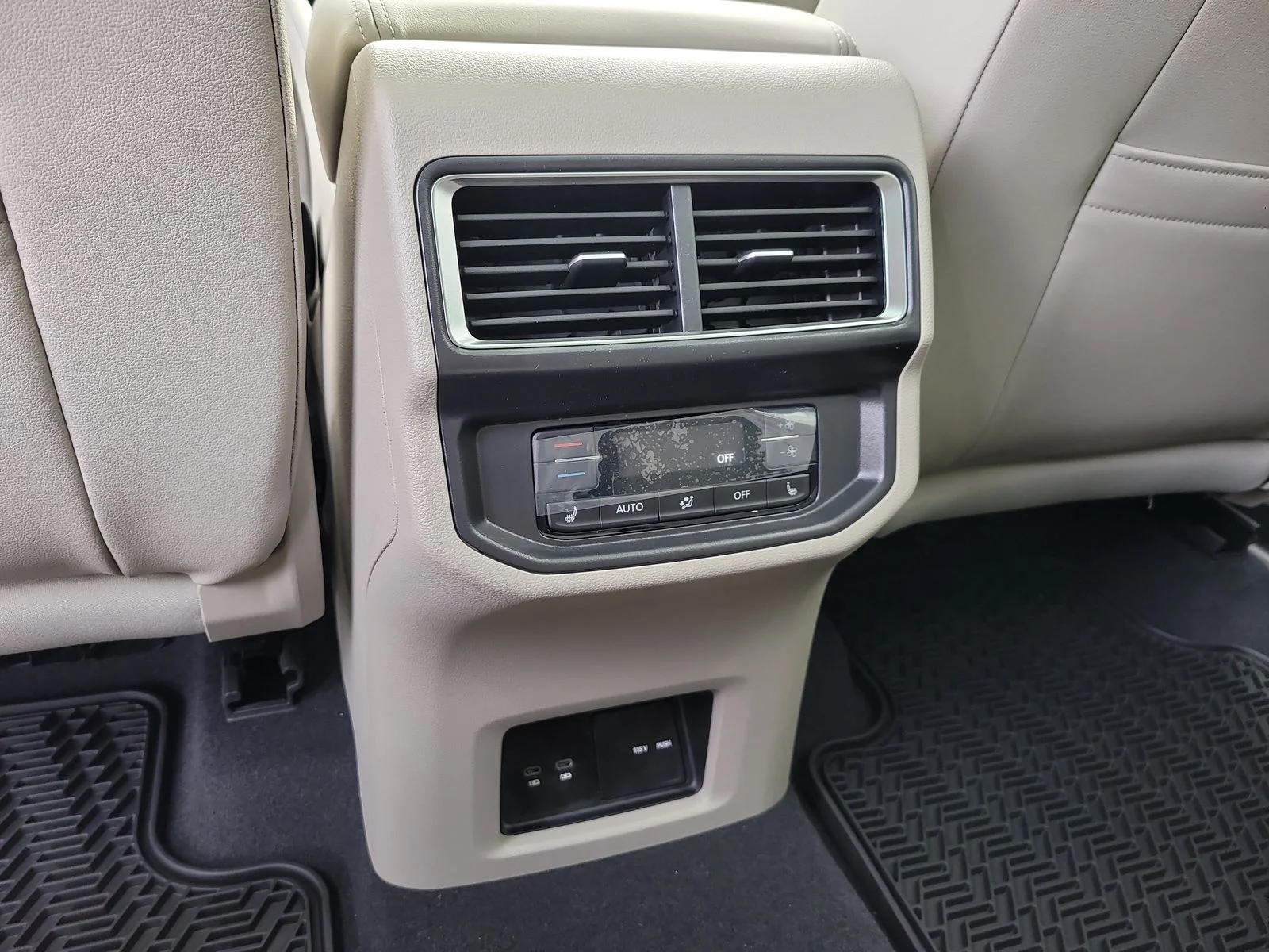 New 2026 Opal White Pearl Volkswagen 2.0T SEL image 14