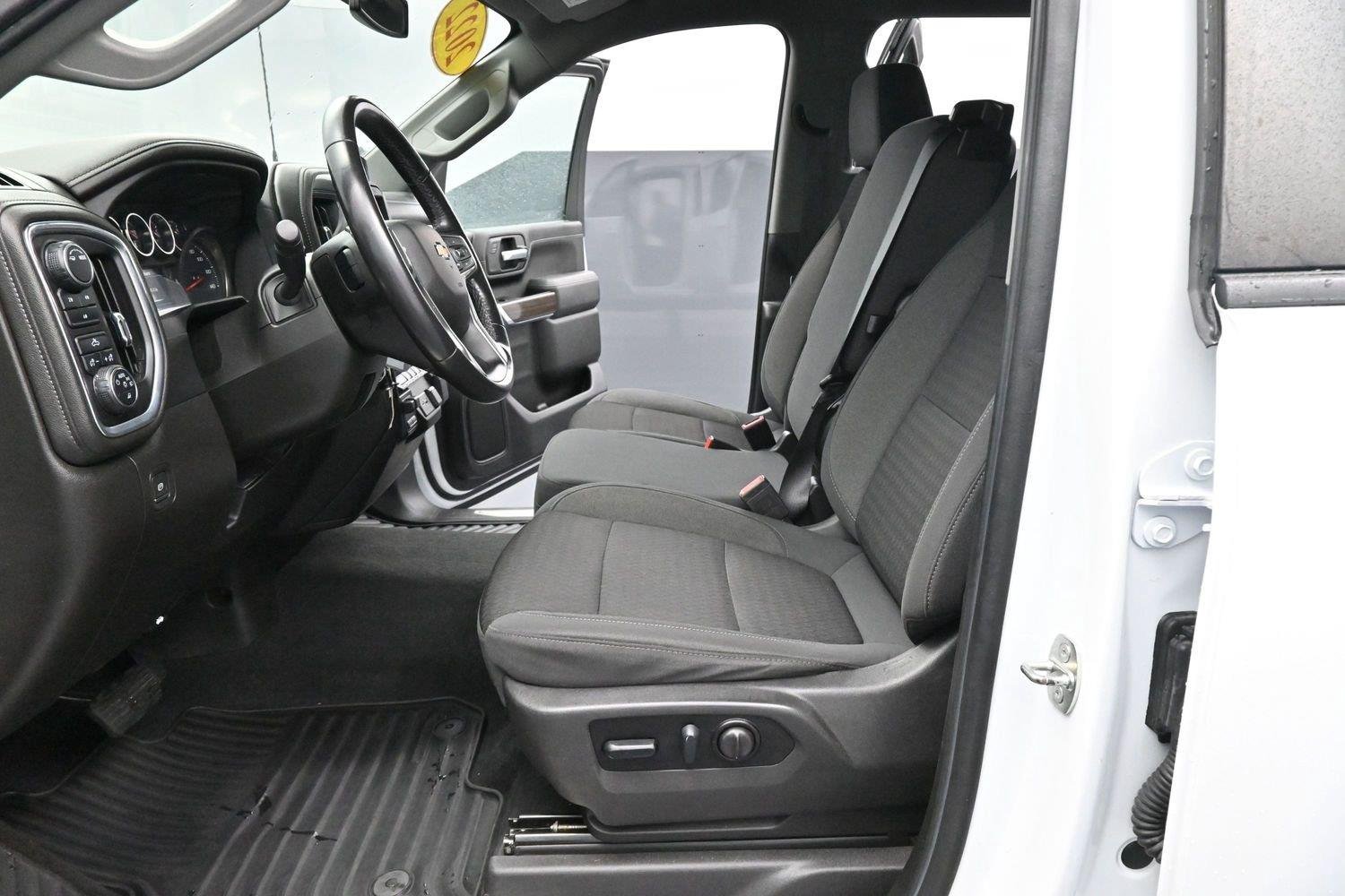 Used 2022 Summit White Chevrolet LT image 12