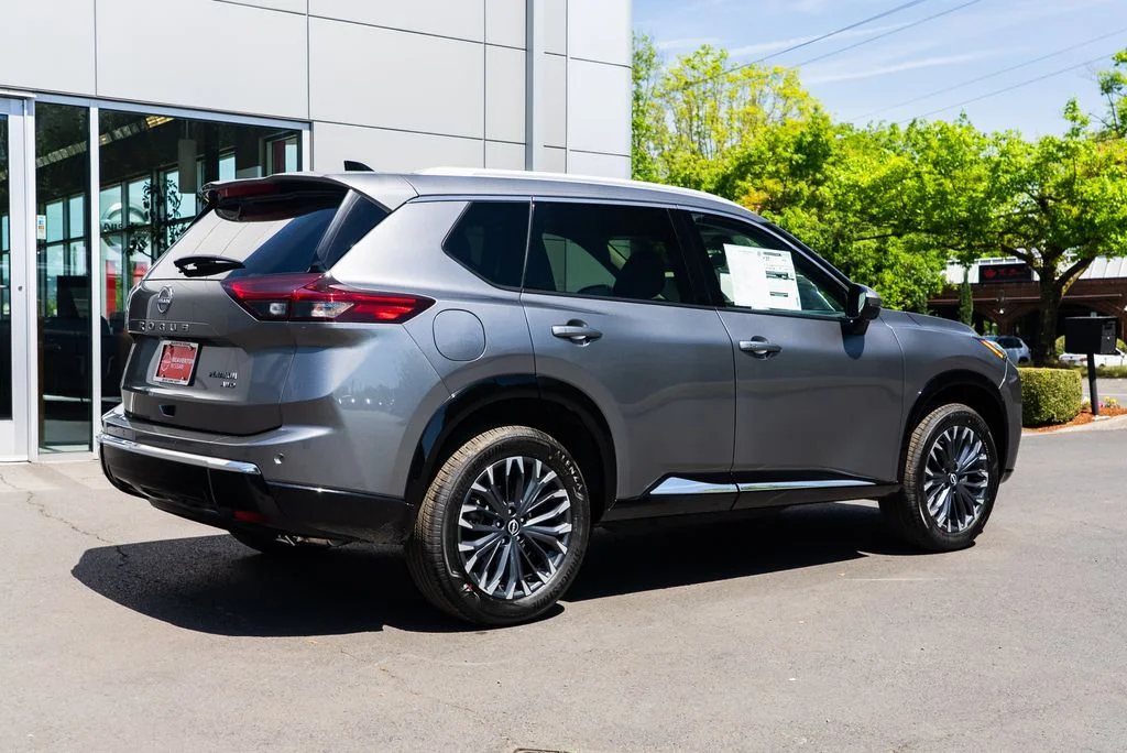 New 2026 Gun Metallic Nissan Platinum image 6