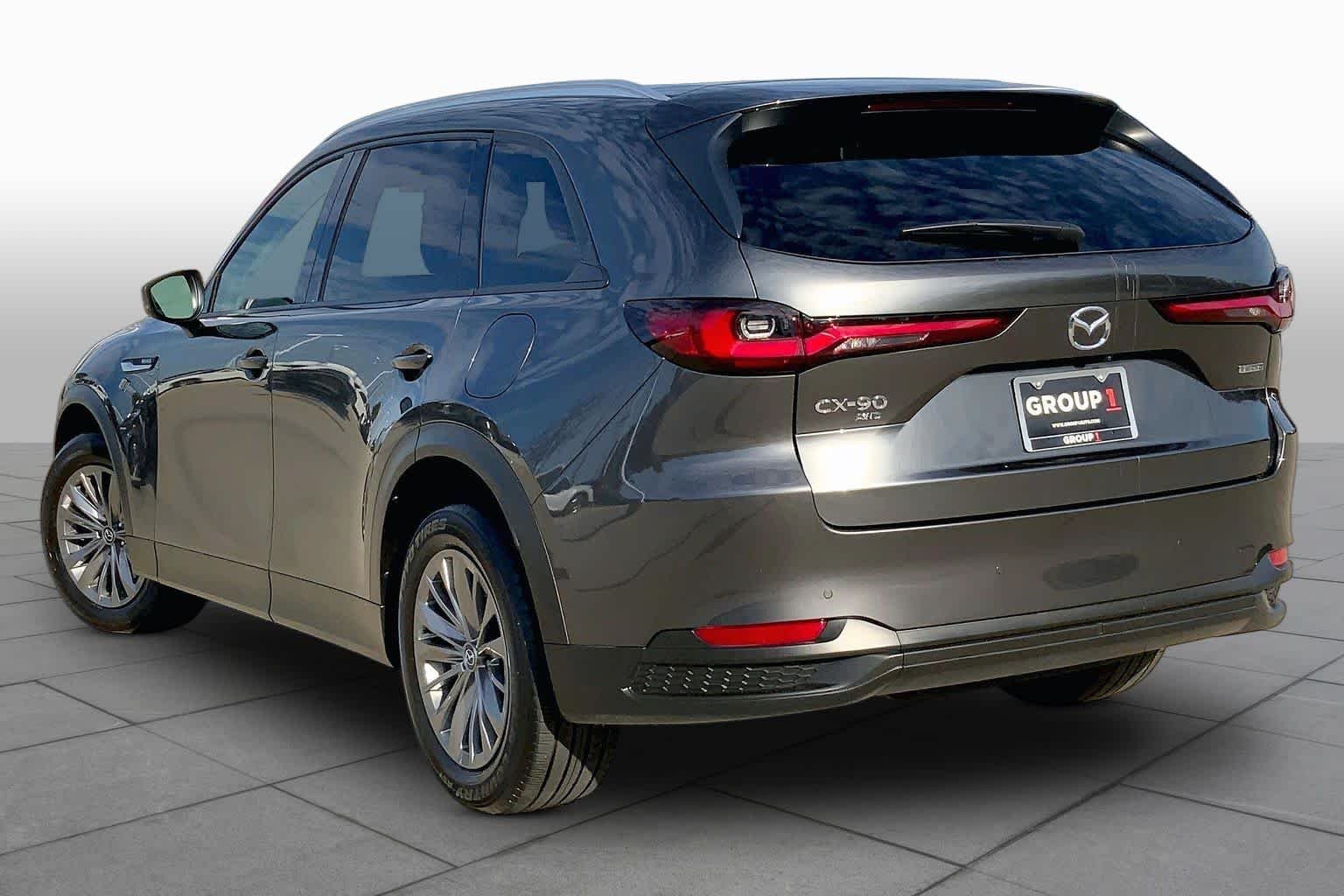 Used 2025 Machine Gray Metallic Mazda Preferred Package image 12
