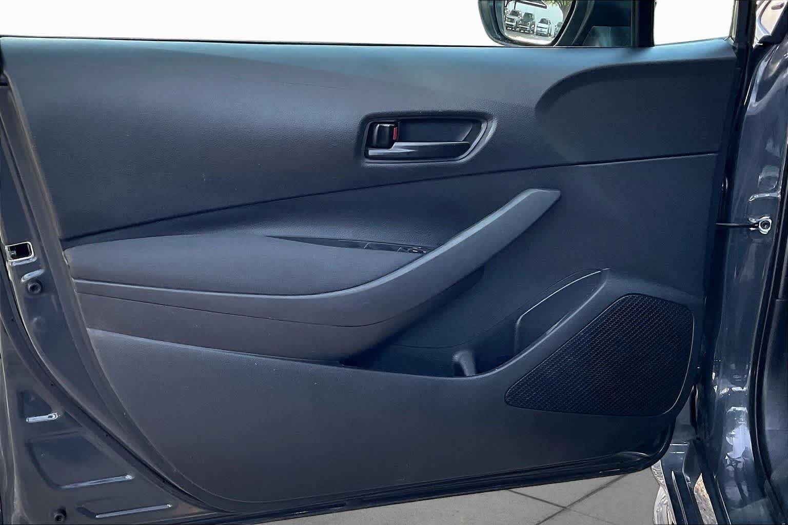 Used 2023 Underground Toyota LE image 22