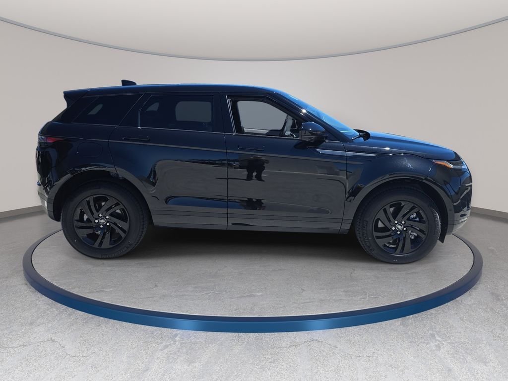 New 2026 Santorini Black LAND ROVER S image 4