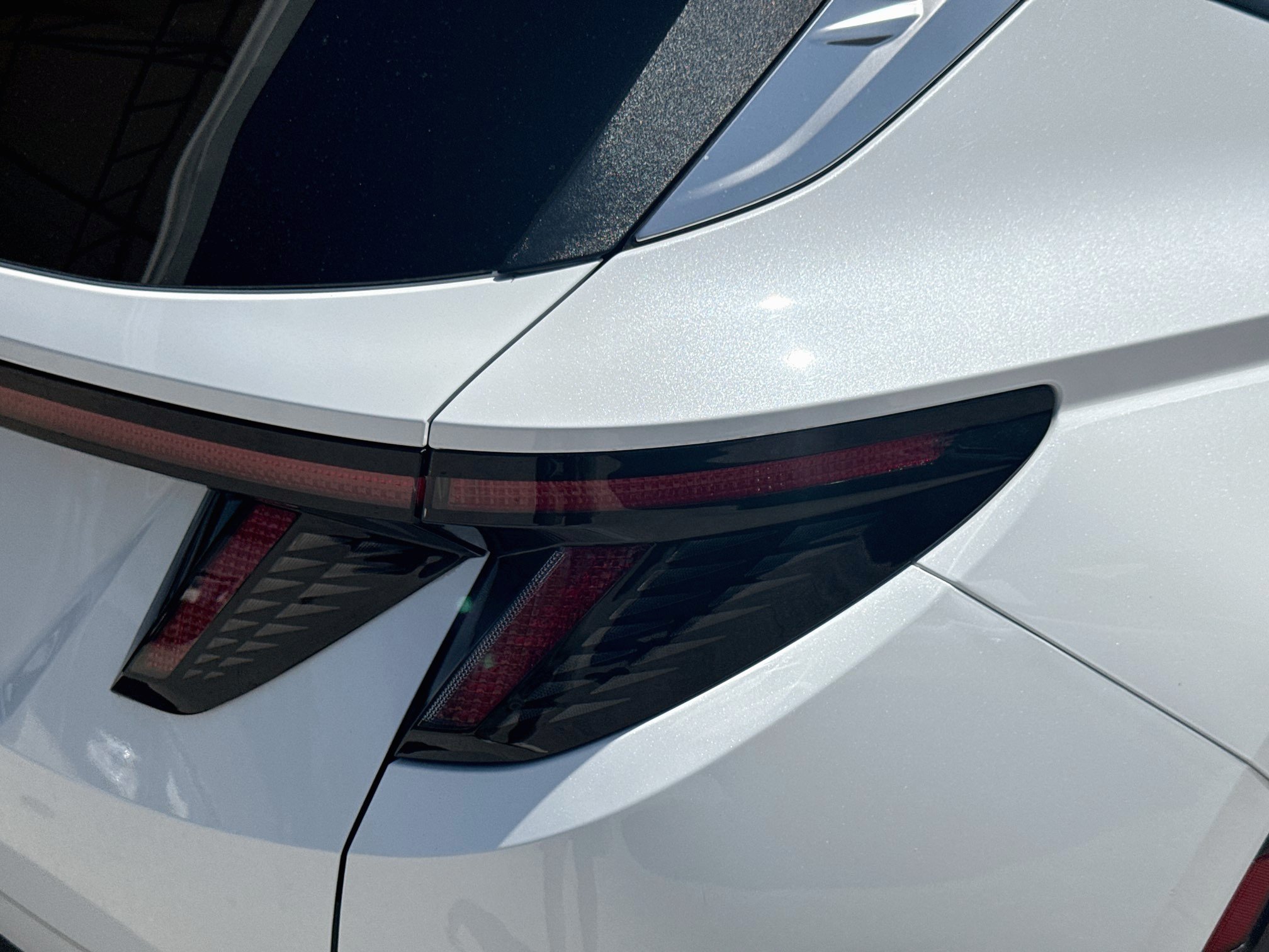 Used 2022 Quartz White Hyundai SEL image 25