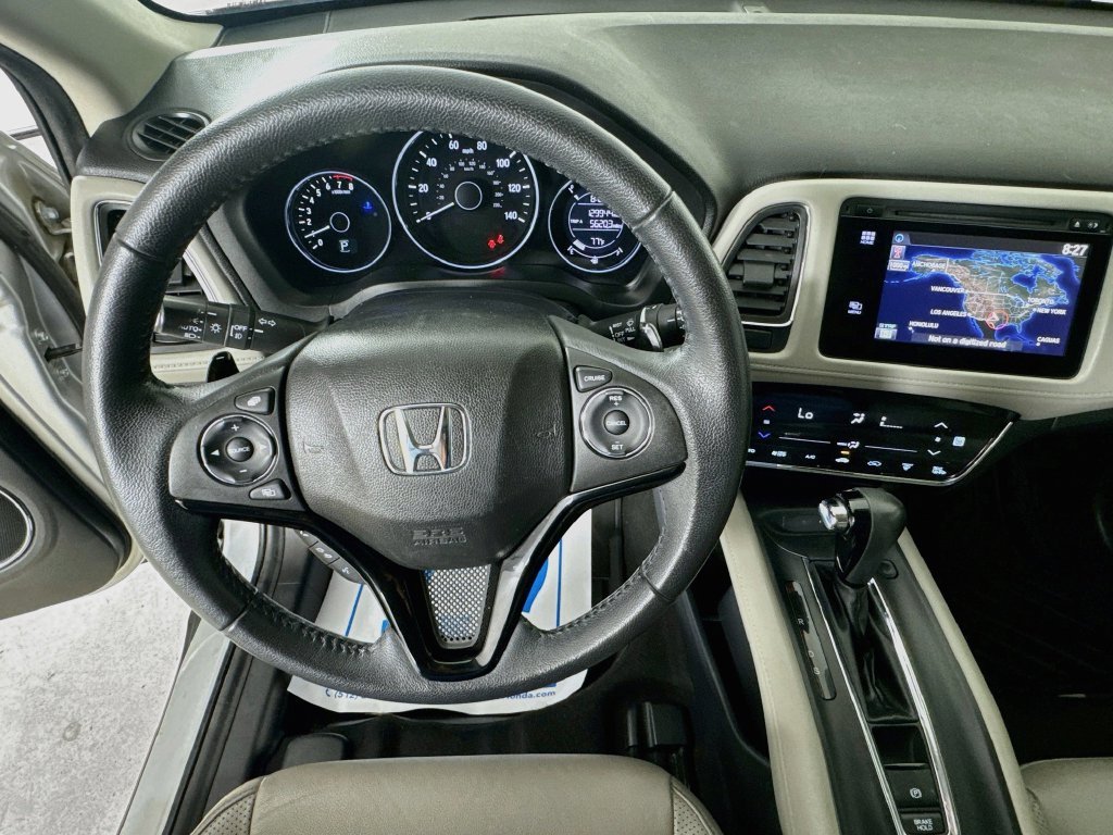 Used 2016 Silver Honda EX-L image 12