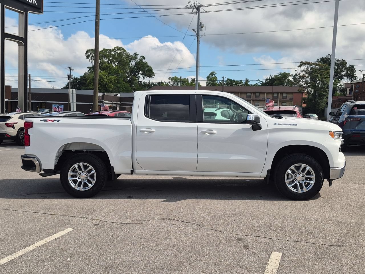 2026 Chevrolet Silverado 1500 LT - Photo 9