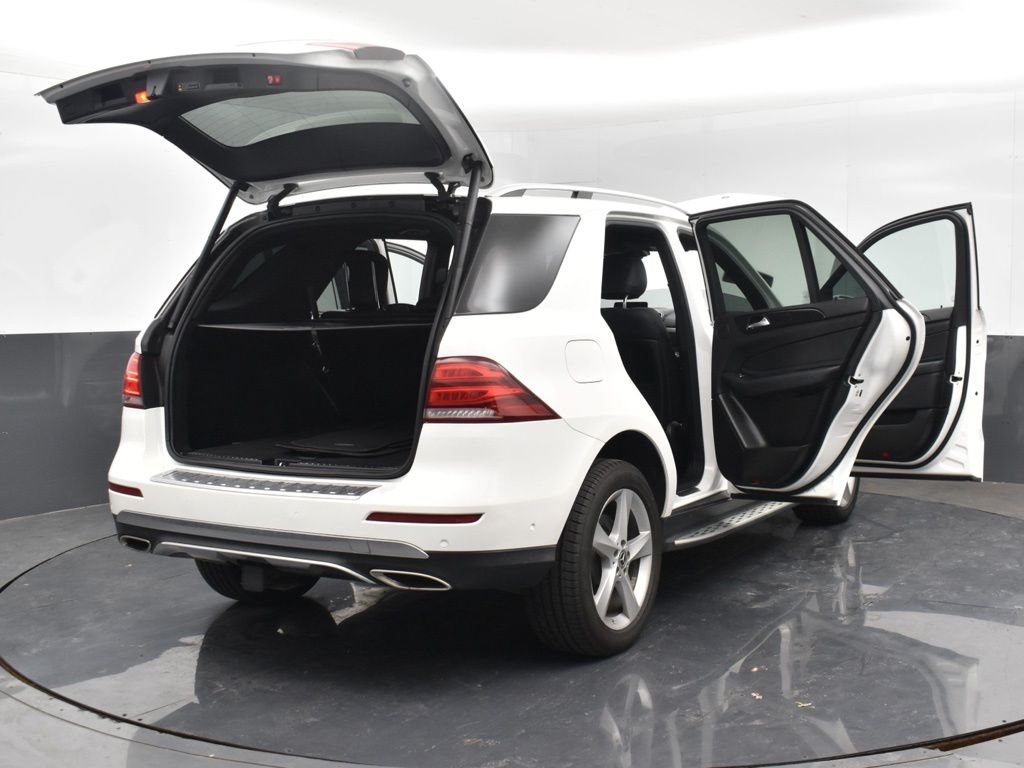 Used 2019 White Mercedes-Benz GLE 400 image 34