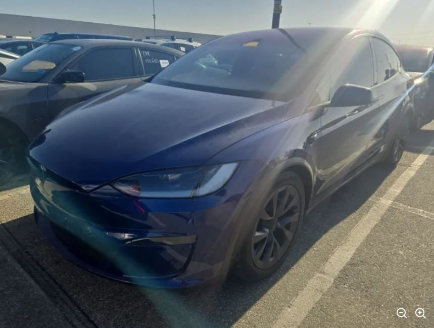 2023 Tesla Model X Base