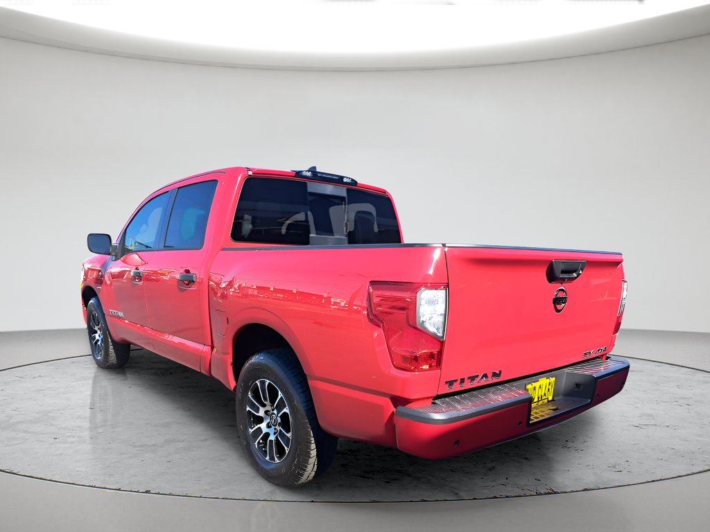Used 2022 Red Nissan SV image 5
