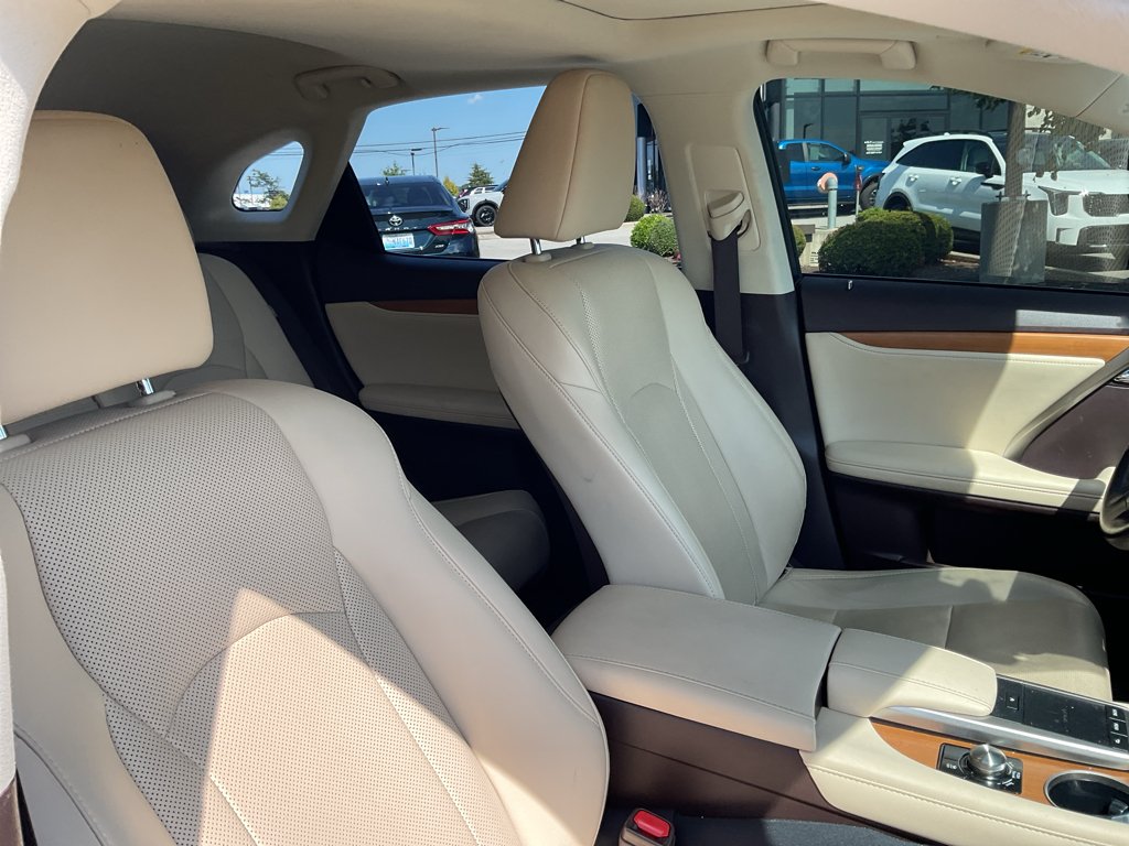 Used 2020 Eminent White Pearl Lexus  image 10