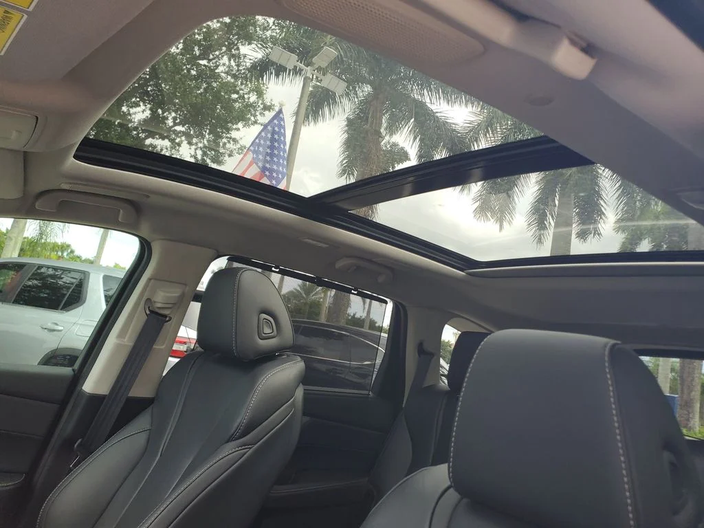 Used 2025 Silver Acura Technology Package image 18