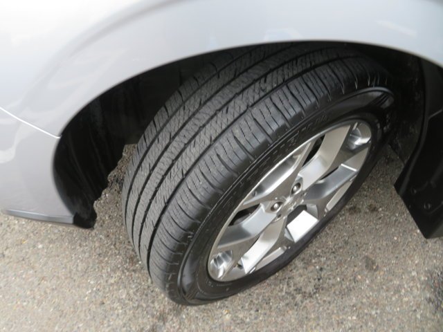 Used 2016 Ice Silver Metallic Subaru 2.5i Touring image 37