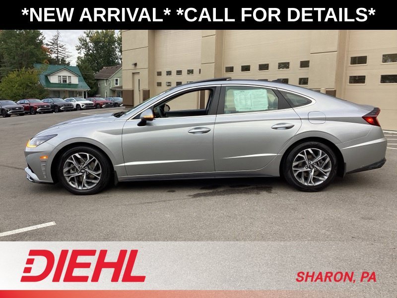 Used 2021 Silver Hyundai SEL image 5