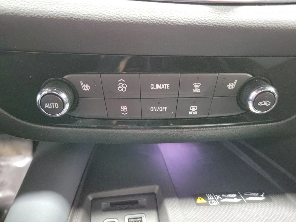 Used 2023 Black Buick Essence image 44