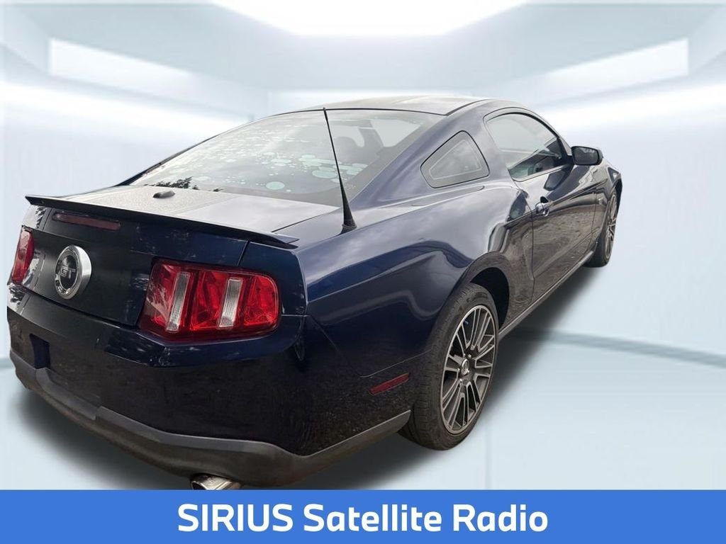 Used 2010  Ford GT Premium image 5