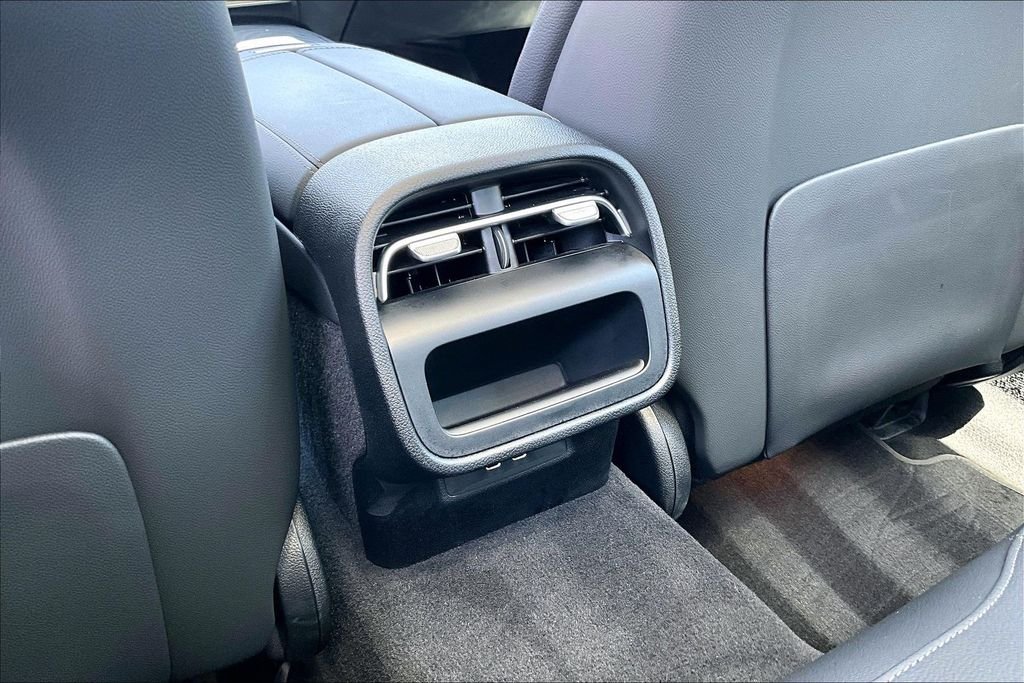 2025 Mercedes-Benz E-Class E350 - Photo 10