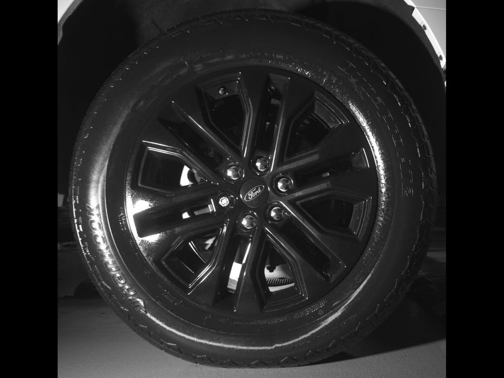 Used 2024 White Ford XLT image 10