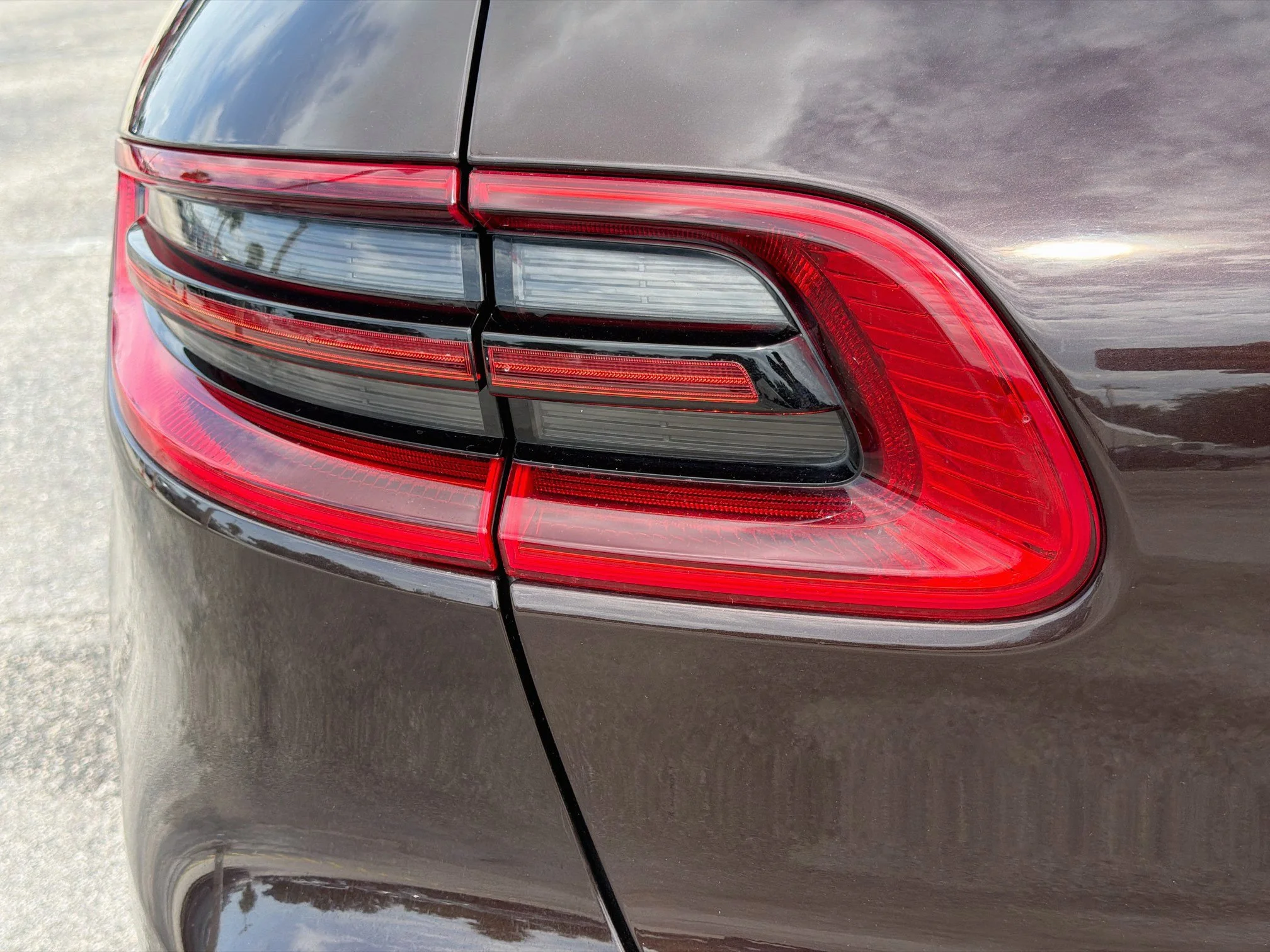 Used 2018 Mahogany Metallic Porsche S image 10