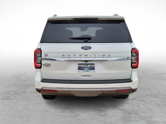 Used 2024 White Ford King Ranch image 9