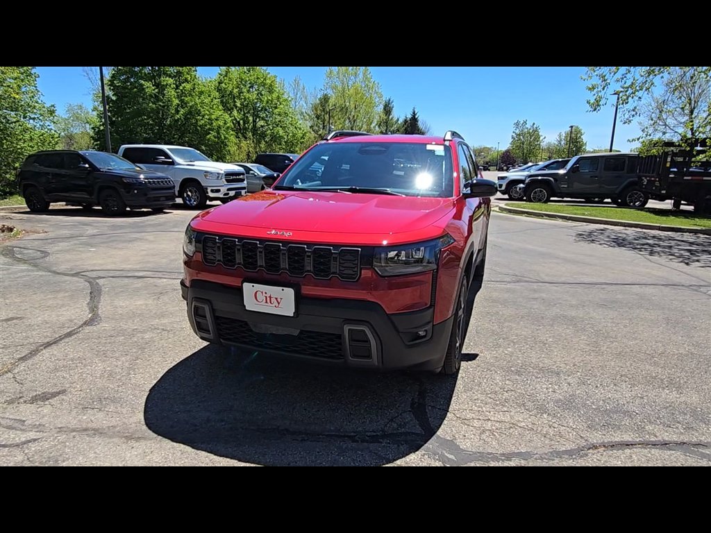 New 2026 Red Hot Pearl-Coat Exterior Paint Jeep Laredo image 4