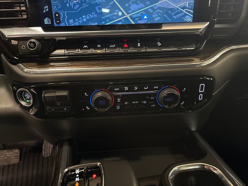 Used 2024 Summit White Chevrolet RST image 19