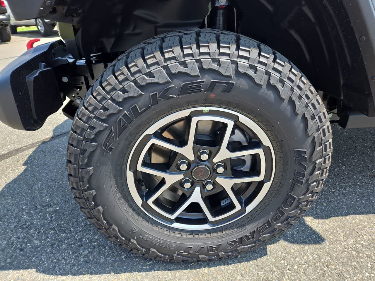 Used 2025 41 Jeep Rubicon image 11