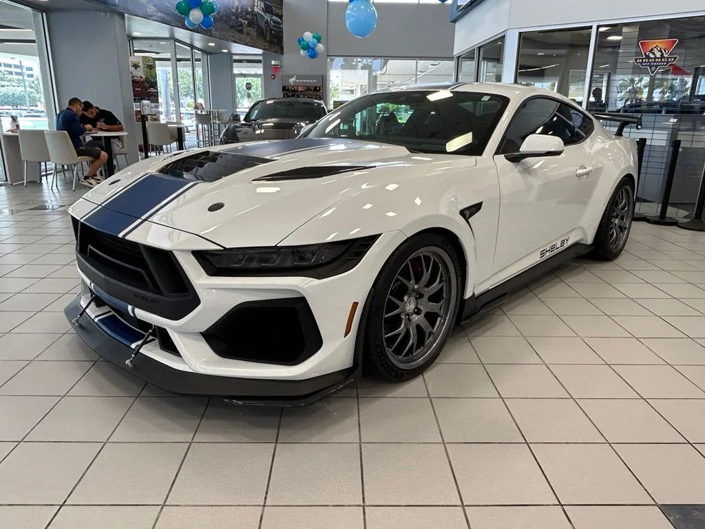 New 2026 Oxford White Ford GT Premium image 1