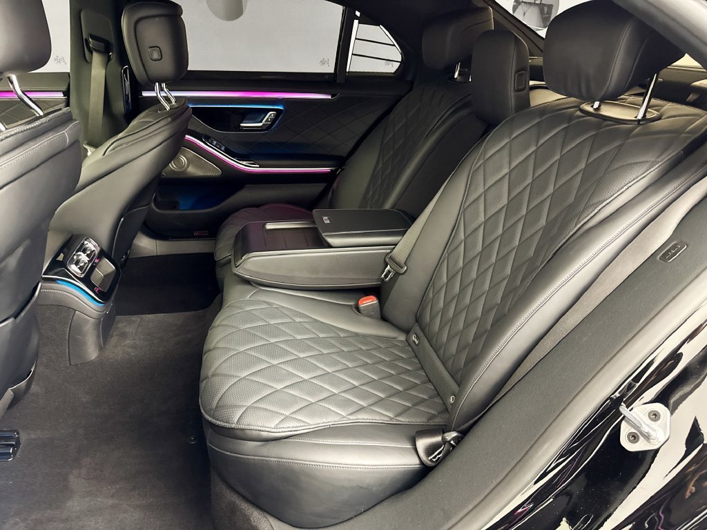 Used 2023 Black Mercedes-Benz S 580 image 25