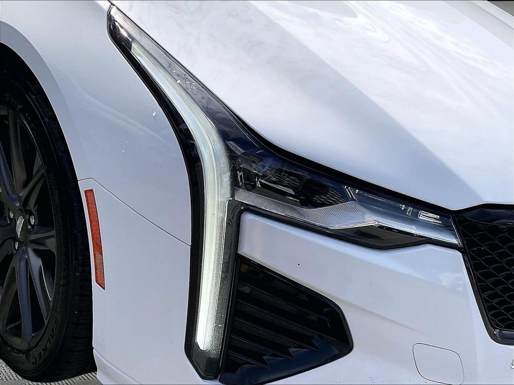 Used 2021 Summit White Cadillac V-Series image 33