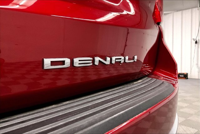 Used 2022 Cayenne Red Tintcoat GMC Denali image 9