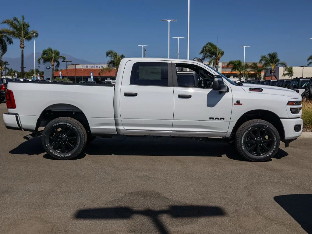 New 2026 Bright White Clear-Coat Exterior Paint RAM Big Horn Night Edition image 2