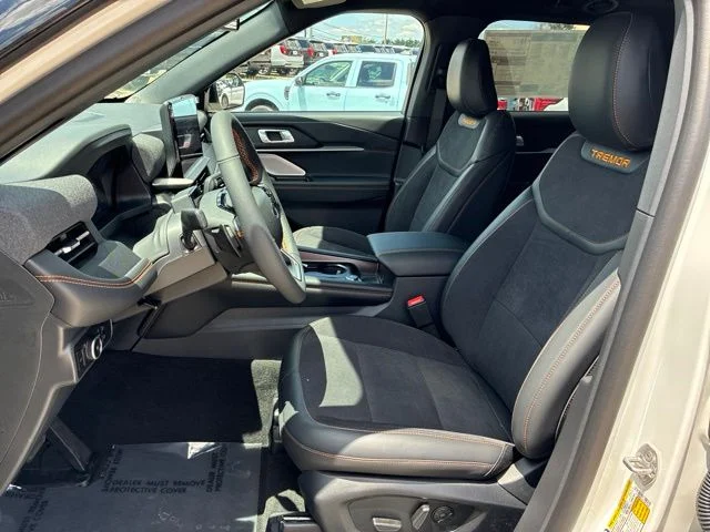 New 2026 White Ford Tremor image 18