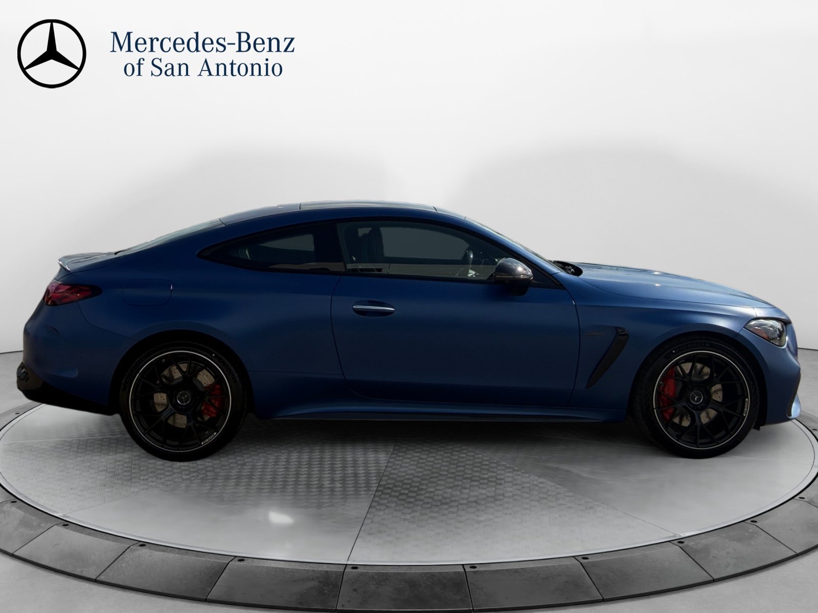 New 2026 MANUFAKTUR Starling Blue Magno Mercedes-Benz AMG® CLE 53 4MATIC+ Coupe image 8