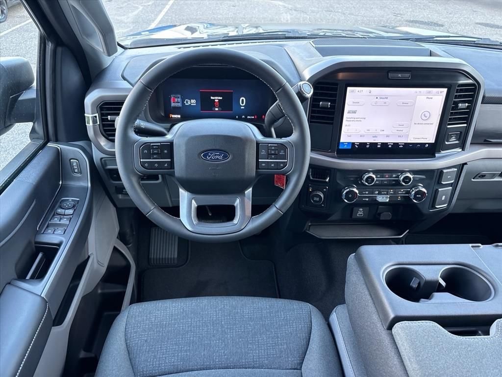 New 2026 Carbonized Gray Metallic Ford XLT image 13