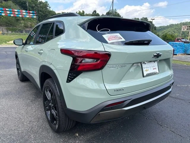 New 2026 Cacti Green Chevrolet ACTIV image 5