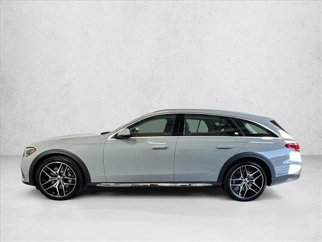 New 2026 MANUFAKTUR Alpine Grey Mercedes-Benz E 450 image 38