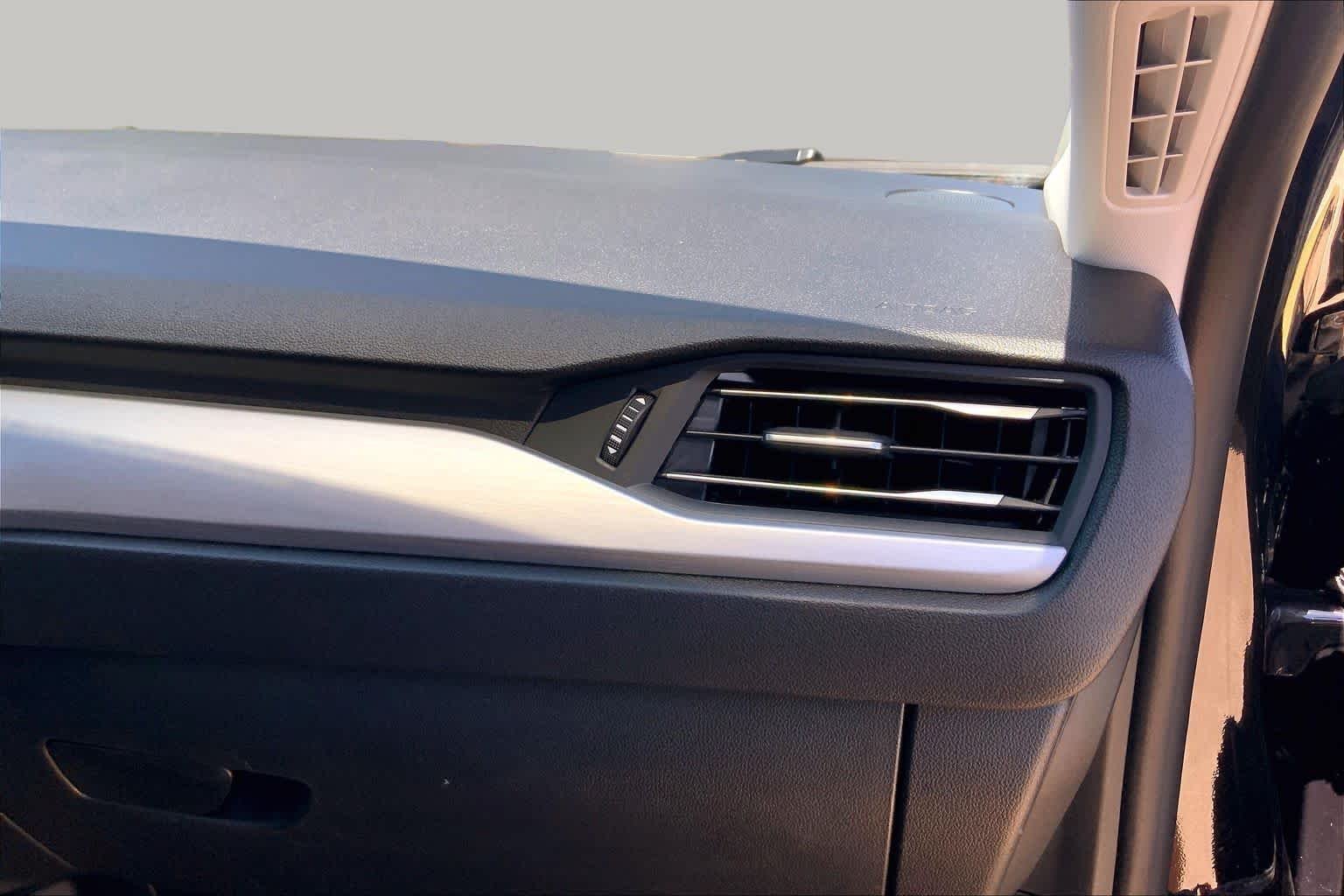 Certified Used 2025 Agate Black Metallic Ford Platinum image 19